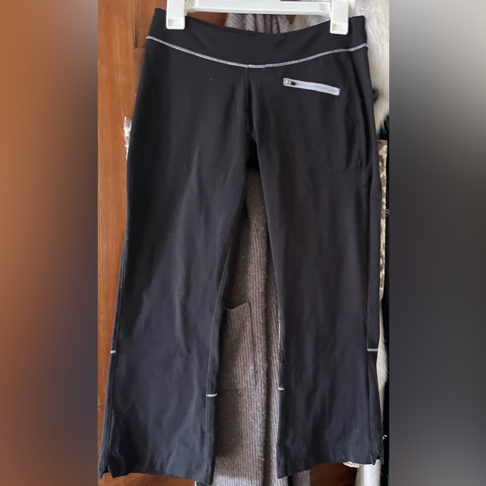 Alo B9 Cropped Flare Yoga Leggings Pants Black Large